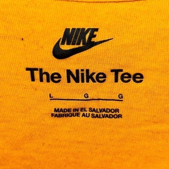 Nike Shirt Futura Tee Pull Over Crewneck Short Sleeve Top Big Nike Air Logo - Picture 6 of 8